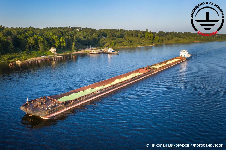 When Does a Barge Need Lightning Protection?