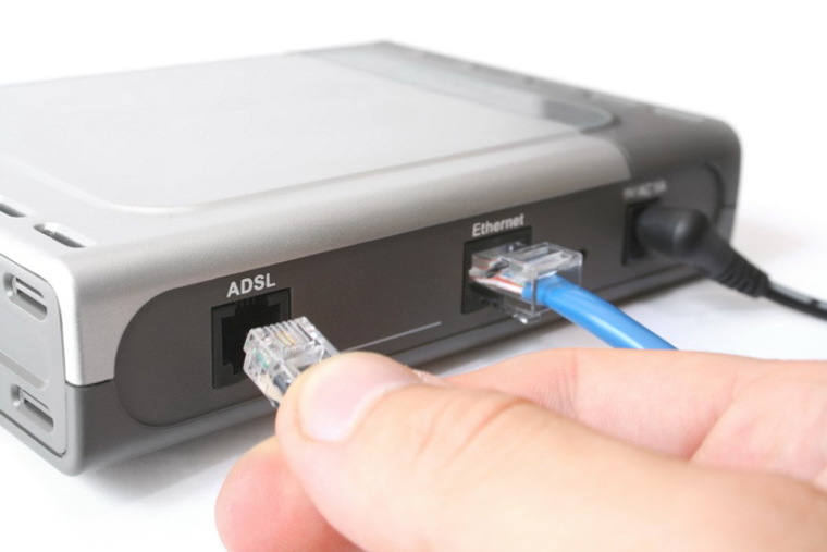 ADSL (Asymmetric Digital Subscriber Line - асимметричная цифровая абонентская линия)
