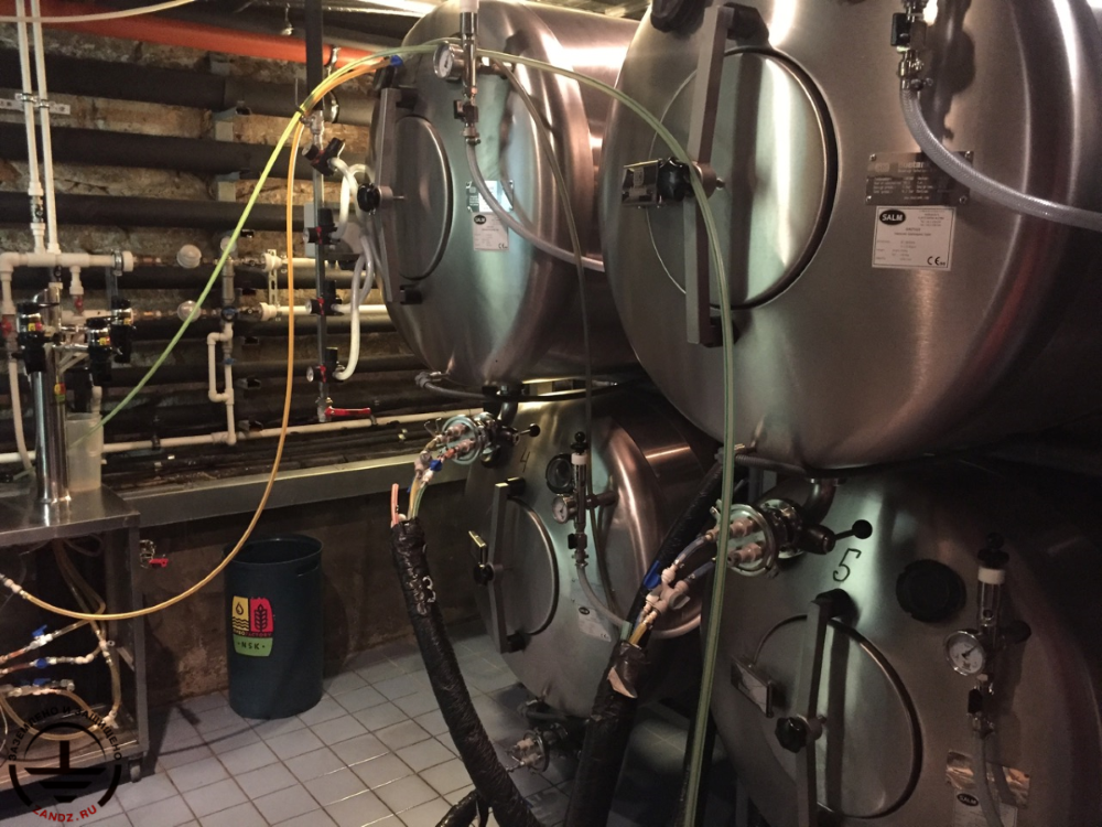 Чаны с продукцией