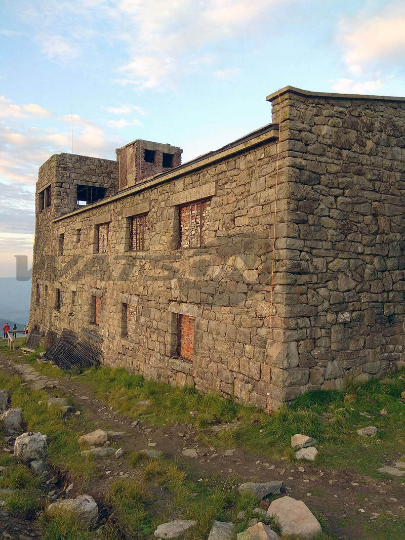 Lightning Protection System for Observatory Located on Pip Ivan Mountain Using GALMAR Equipment